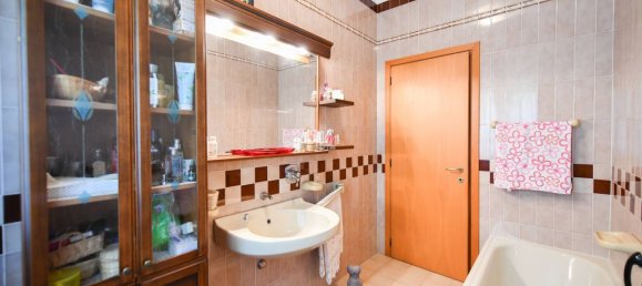 5 bedrooms Villa in Crevalcore, Italy No. 177194 12