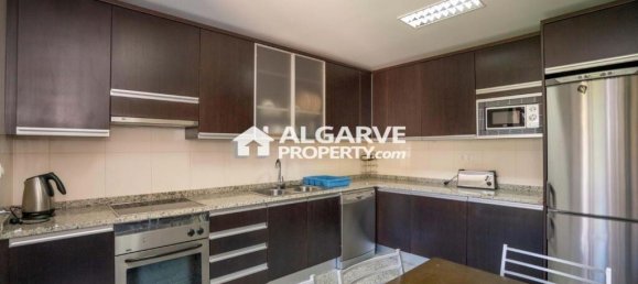 5 bedrooms Villa in Quarteira, Portugal No. 194346 3