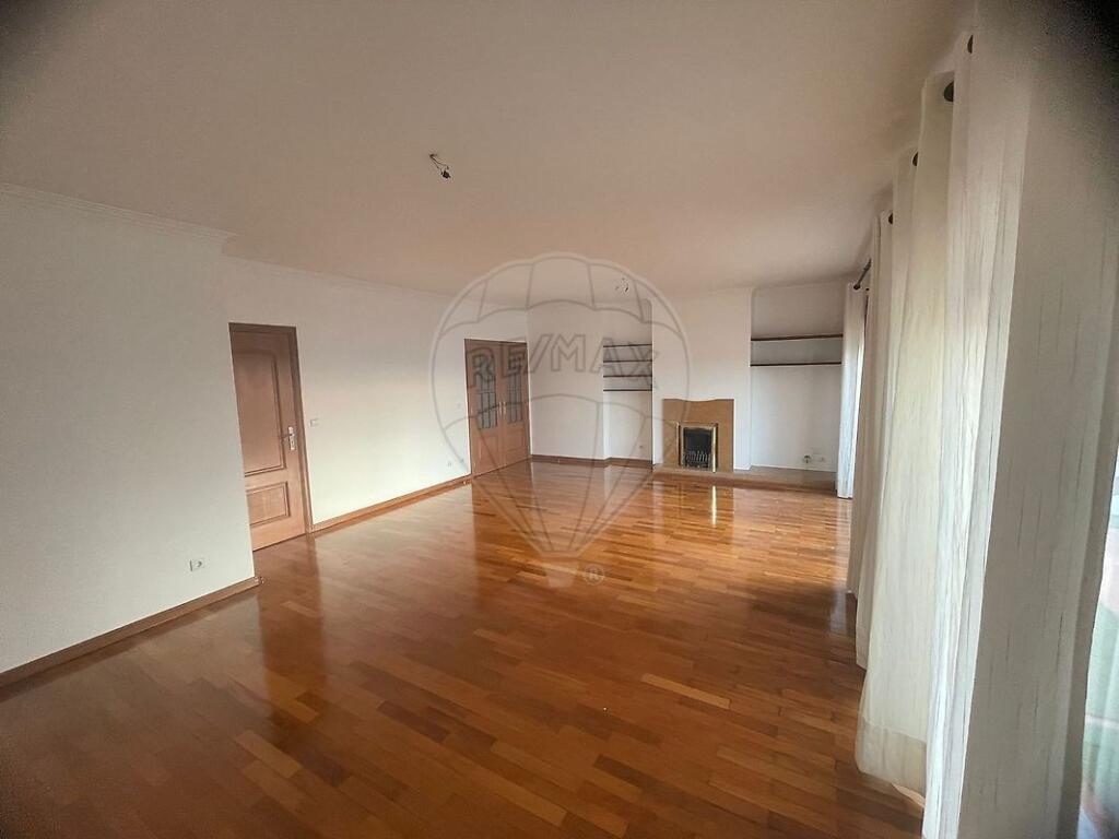 2 Schlafzimmer Wohnung in Porto Salvo, Portugal, Nr. 104285