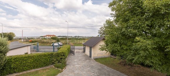 9-Zimmer Villa in Costigliole Saluzzo, Italy, Nr. 300821 14