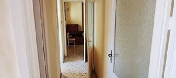 5-salle Appartement à Catania, Italy No. 79426 3