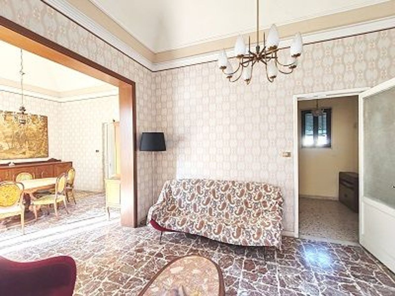 5-salle Appartement à Catania, Italy No. 79426