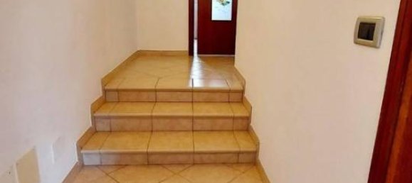 Квартира с 4 комнатами в Ньярдо, Италия № 114123 9