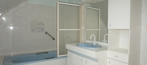 Casa de 3 dormitorios en Saint-Laurent-sur-Sevre, France No. 357803 11