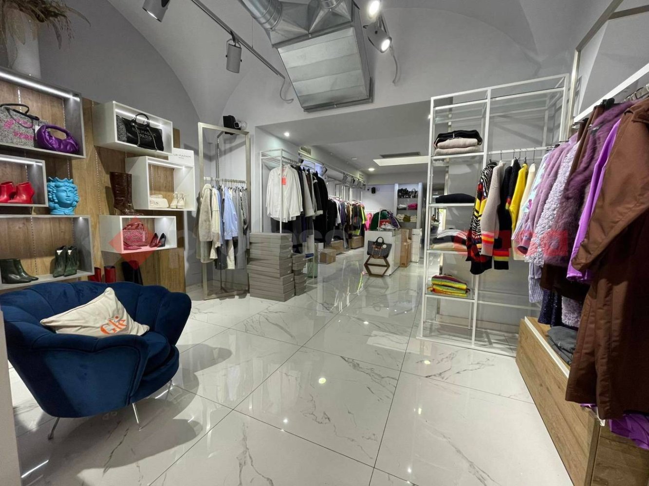 2غرفة عقار تجاري في Terracina, Italy رقم 341583