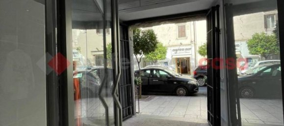 2غرفة عقار تجاري في Terracina, Italy رقم 341583 2