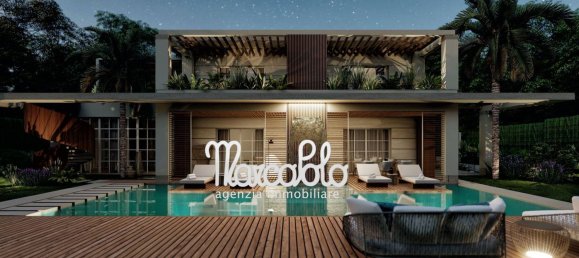 14 rooms Villa in Forte dei Marmi, Italy No. 36464 2