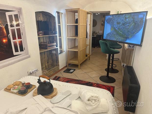 2-salle Propriété commerciale à Sanremo, Italy No. 253877