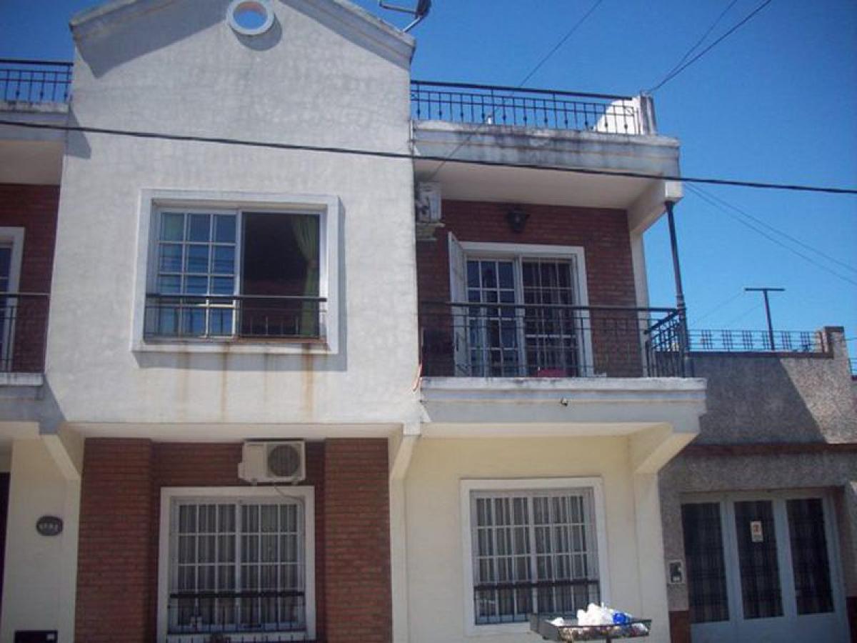 Studio in Bermudez, Argentina No. 2078