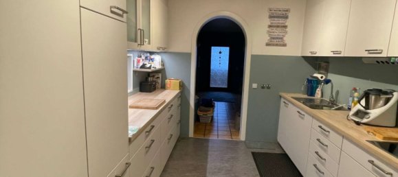 4 غرف نوم بناية في Esslingen, Germany رقم 63114 4