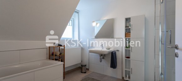 Casa de 16 habitaciónes en Oberbergischer, Germany No. 145585 24