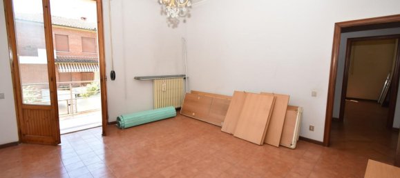 3 غرف نوم شقة في Colle di Val d'Elsa, Italy رقم 269506 25