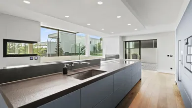 Вилла с 6 комнатами в Клоштернойбург, Австрия № 233715