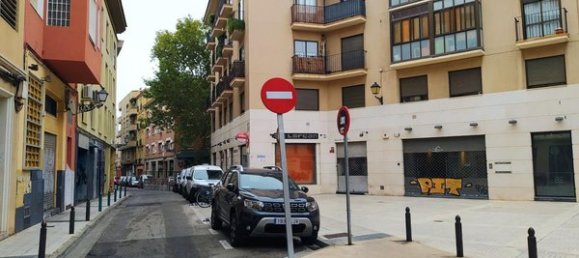 176m² Commercial property in Zaragoza, Spain No. 66771 15