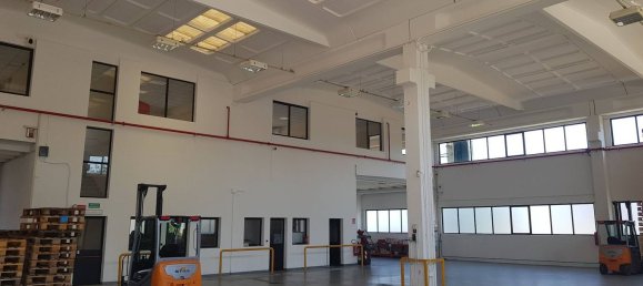 Imóvel comercial em Fidenza, Italy 970 m² N.º 282137 3