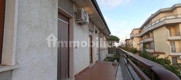 3 bedrooms Apartment in Tortoreto, Italy No. 86309 4