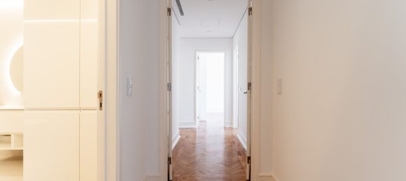 4 bedrooms Apartment in Lisbon, Portugal No. 104971 32