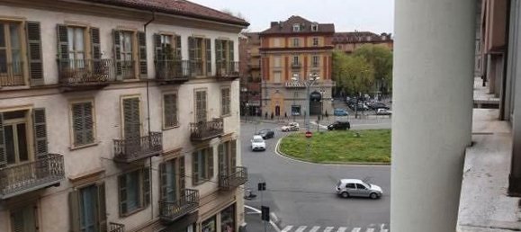 Studio in Turin, Italy No. 305505 3