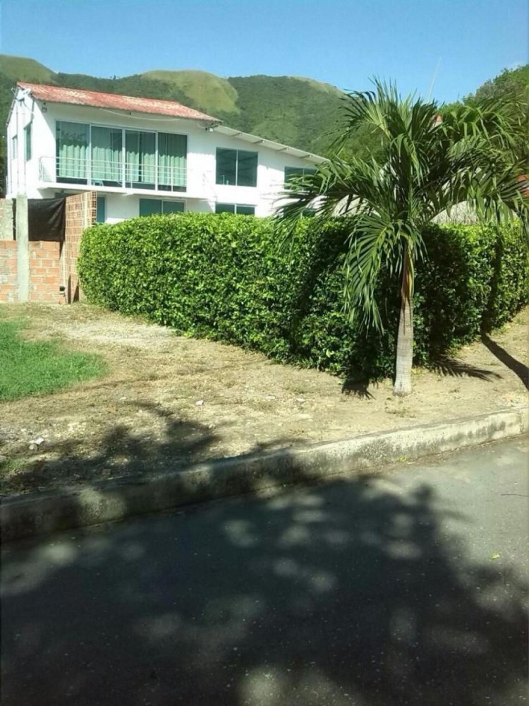3 bedrooms House in Cundinamarca, Colombia No. 7846