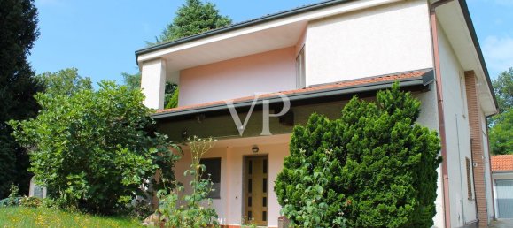 6-Zimmer Villa in Lomazzo, Italy, Nr. 299315 2