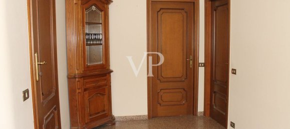 6-Zimmer Villa in Lomazzo, Italy, Nr. 299315 13