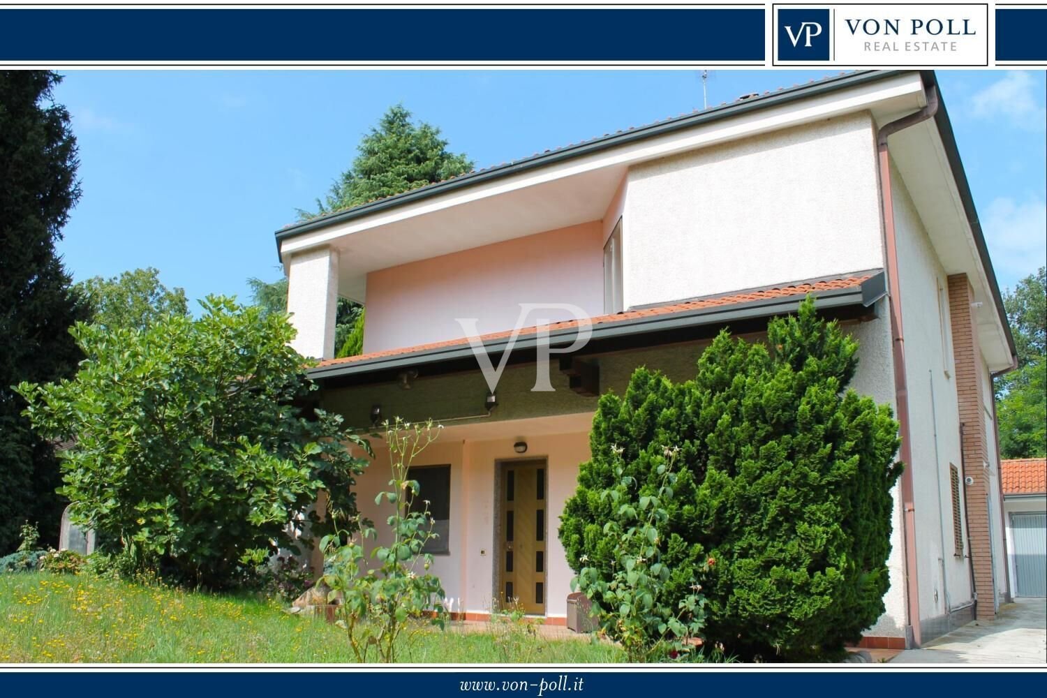 6-Zimmer Villa in Lomazzo, Italy, Nr. 299315