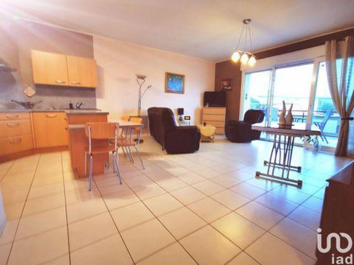 Condominio de 2 dormitorios en Longwy, France No. 8463
