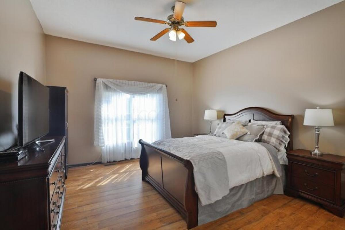 Casa de 4 dormitorios en Grove City, USA No. 377057