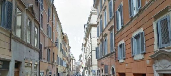 30m² Commercial property in Rome, Italy No. 84943 8