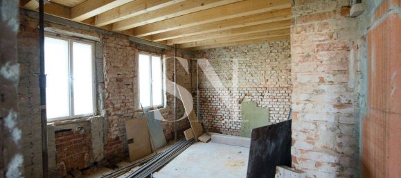 Квартира с 5 комнатами в Forchheim, Германия № 233817 3