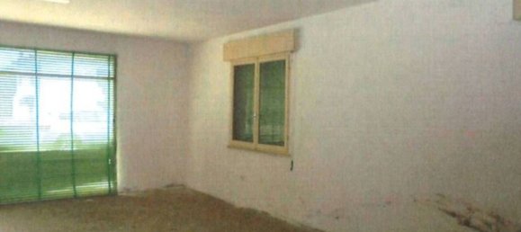 576m² Commercial property in Riva del Po, Italy No. 269318 10