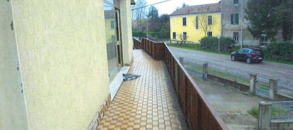 576m² Commercial property in Riva del Po, Italy No. 269318 3