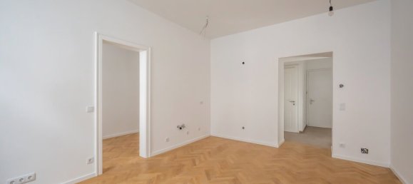 2 rooms Apartment in Meidling, Austria No. 48687 2