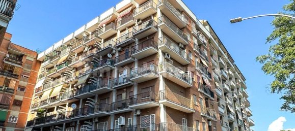 Квартира с 2 спальнями в Рим, Италия № 197534 20