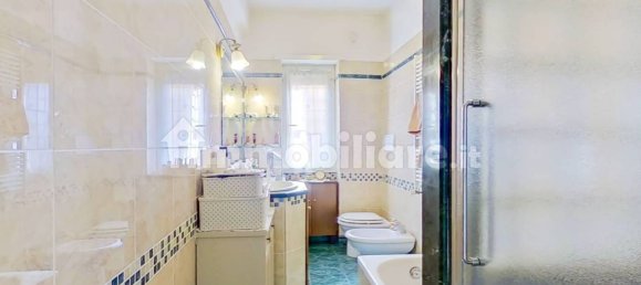 Квартира с 2 спальнями в Рим, Италия № 197534 18