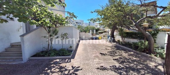 2 Schlafzimmer Wohnung in Lesina, Italy, Nr. 284140 3