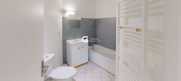 1 chambre Appartement à Oyonnax, France No. 307794 5