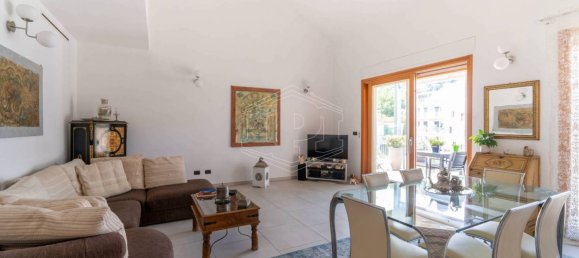 2 bedrooms Apartment in Turin, Italy No. 356997 2