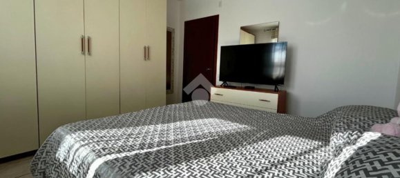 Apartamento de 2 dormitorios en Dalmine, Italy No. 357967 9