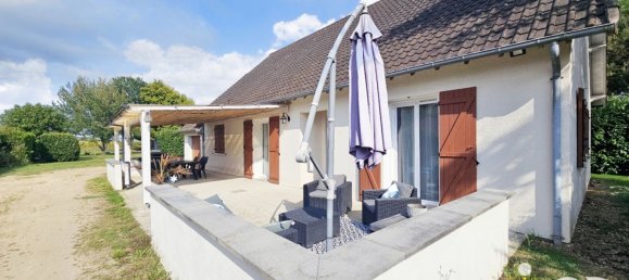 3 Schlafzimmer Haus in Saint-Benoit-sur-Loire, France, Nr. 231755 2