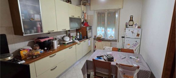 4 rooms Apartment in Como, Italy No. 2849 8