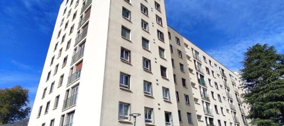 2 bedrooms Apartment in Orleans, France No. 77702 10