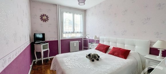 2 bedrooms Apartment in Orleans, France No. 77702 6