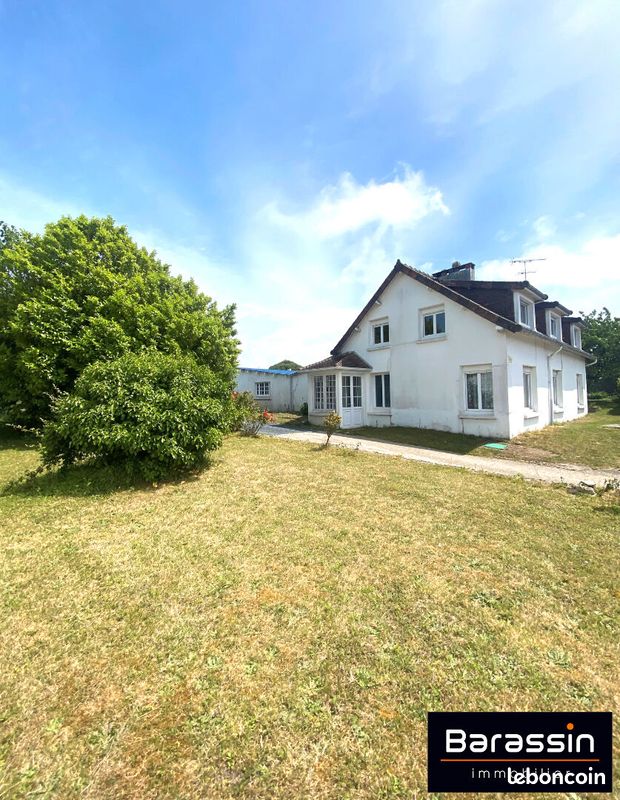 Casa de 3 dormitorios en Manche, France No. 356596