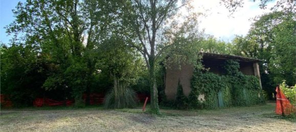 1689m² Building in Campogalliano, Italy No. 163988 7