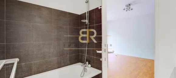 Studio in Joinville-le-Pont, France No. 345645 12