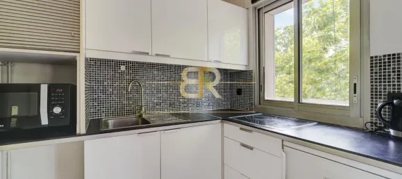 Studio in Joinville-le-Pont, France No. 345645 10