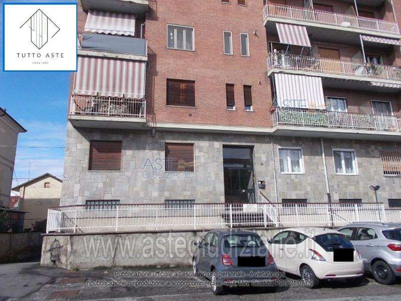 2غرفة شقة في Turin, Italy رقم 50261