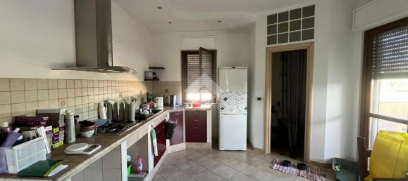 Almacén de 2 habitaciónes en Aprilia, Italy No. 271779 16