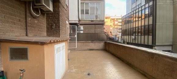 Apartamento de 2 habitaciónes en Rome, Italy No. 24291 19